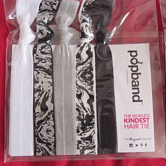 6 Packages of Popbands Hair Ties (22 bands total) For the Price of 1 package. - Picture 3 of 9